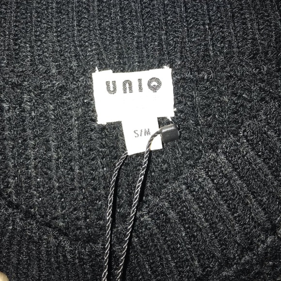 1 LEFT !NEW Black lace up choker sweater - Picture 4 of 6